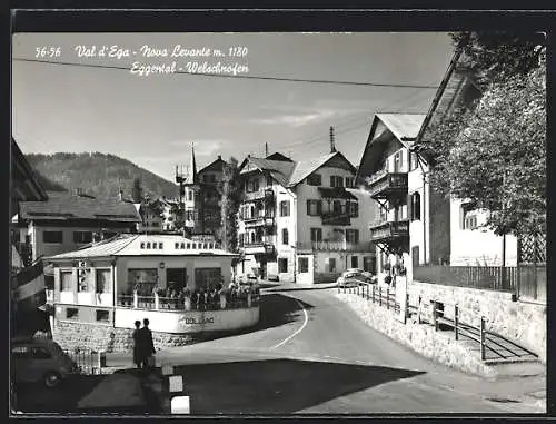 AK Welschnofen /Eggental, Strassenpartie mit Cafe Panorama