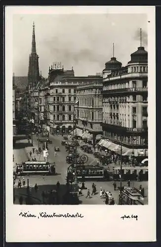 AK Wien, Kärntnerstrasse mit Geschäften, Kirche und Strassenbahn