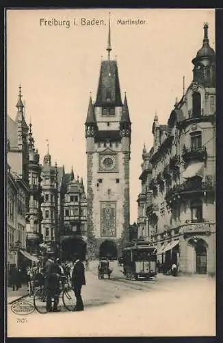 AK Freiburg, Martinstor mit Strassenbahn