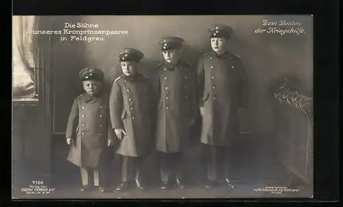 AK Die Söhne des Kronprinzenpaares in Uniform