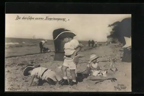 AK Die drei Söhne des Kronprinzen Wilhelm von Preussen am Strand