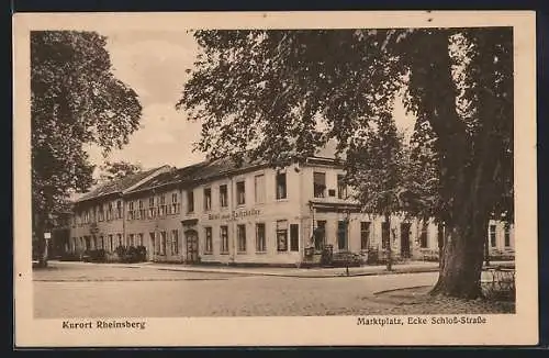 AK Rheinsberg, Markplatz, Ecke Schloss-Strasse