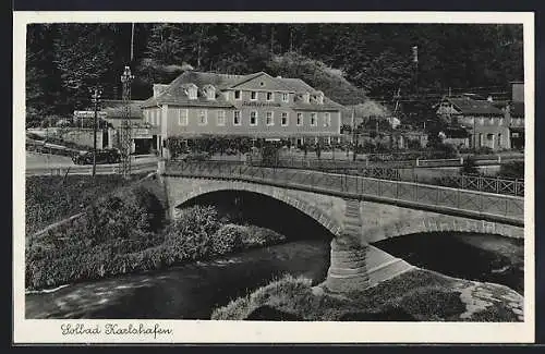 AK Karlshafen, Gasthof zur Linde mit Brücke