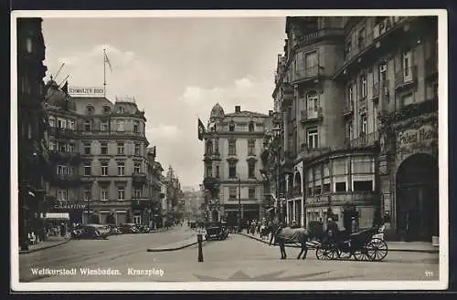 AK Wiesbaden, Blick auf das Strasseneck Kranzplatz am Palast-Hotel