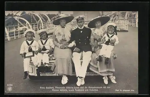 AK Prinz Adalbert, Prinzessin Viktoria Luise, Kronprinzessin mit Prinzen Wilhelm, Louis Ferdinand und Hubertus