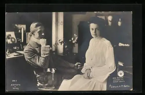 Foto-AK Portrait Kronprinz Wilhelm von Preussen und Kronprinzessin Cecilie