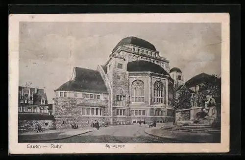 AK Essen-Ruhr, Synagoge und Strassenpartie mit Statue