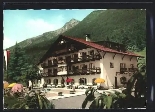 AK Imst /Tirol, Hotel Linderhof mit Platteinspitze von Hermann Linser