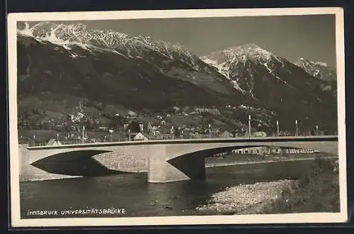 AK Innsbruck, Universitätsbrücke mit Ortsblick und Bergpanorama