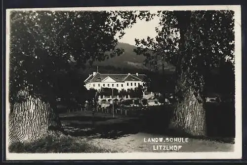 AK Lendorf in Kärnten, Wegpartie mit der Landw. Schule Litzlhof