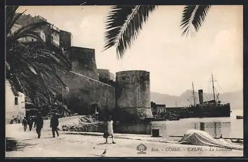 AK Calvi, Corse, La Citadelle avec navire à quai