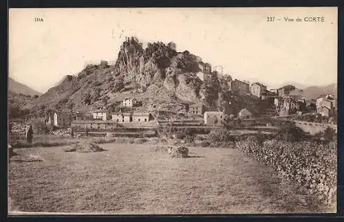 AK Corte, Vue de Corte, Blick auf die Stadt und den Felsen mit Gebäuden