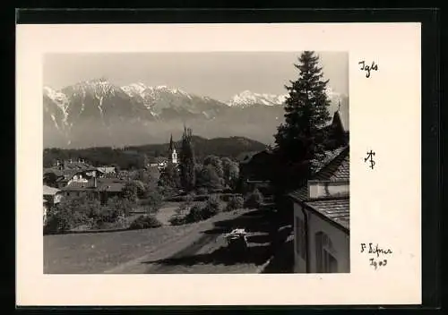 Foto-AK Adalbert Defner: Igls, Ortsansicht gegen die Berge