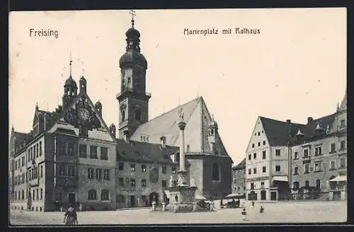 AK Freising, Marienplatz mit Rathaus