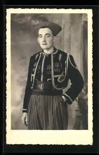 AK Französischer Soldat in orientalischer Uniform
