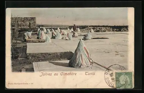 AK Tunis, Juives au Cimetière