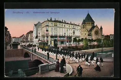 AK Strassburg, Kleberstaden mit Synagoge, Armee marschiert