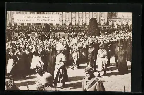 AK Beisetzung der Kaiserin Auguste Victoria Königin von Preussen, Kronprinzessin mit Prinz Eitel Friedrich