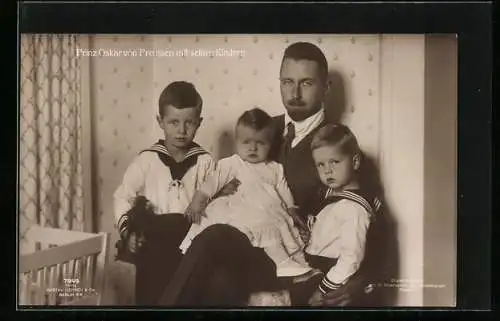 Foto-AK Prinz Oskar von Preussen mit seinen Kindern