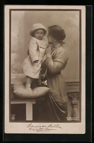 AK Prinzessin August Wilhelm von Preussen mit Sohn