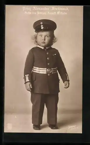 AK Prinz Alexander Ferdinand in jungen Jahren mit Uniform, Sohn d. Prinzen August Wilhelm von Preussen