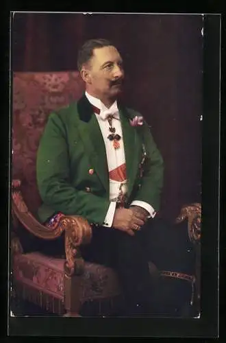 AK Stattlicher Kaiser Wilhelm II. im eleganten Anzug mit Ansteckblume