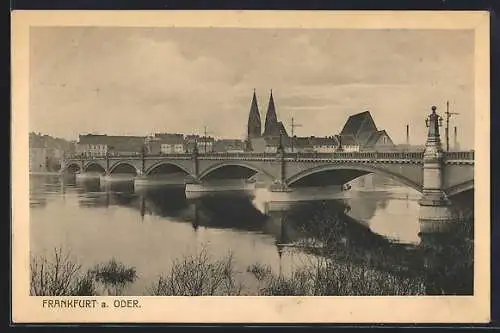 AK Frankfurt a. Oder, Flusspartie mit Brücke