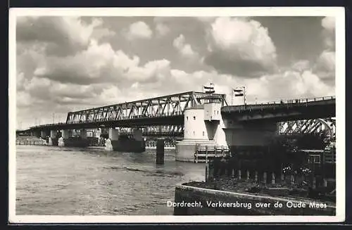 AK Dordrecht, Verkeersbrug over de Oude Maas