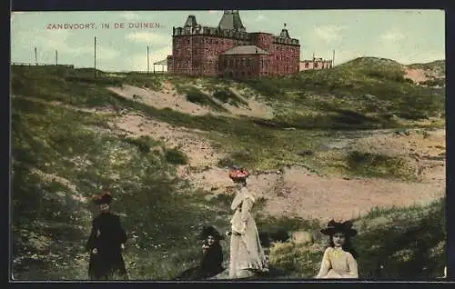 AK Zandvoort, in de Duinen