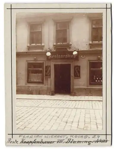 Fotografie unbekannter Fotograf, Ansicht Wien, Kochgasse 24, Restauration Zum Goldenen Löwen von Florian Wiehart