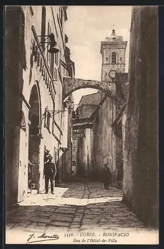 AK Bonifacio /Corse, Rue de l`Hotel-de-Ville