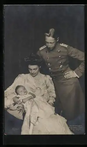 AK Kronprinz Wilhelm von Preussen mit Frau und Kindchen