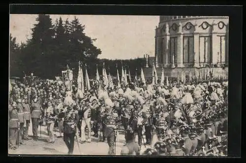 AK Parade zur Jahrhundertfeier der Befreiungskriege in Kelheim, König Ludwig III.