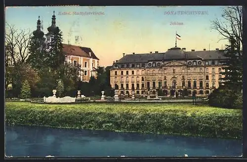 AK Donaueschingen, Katholische Stadtpfarrkirche und Schloss