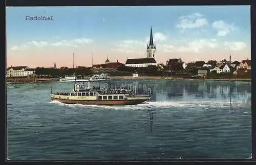 AK Radolfzell, Blick aufs Wasser mit Dampfer