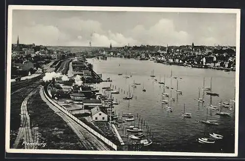 AK Flensburg, Blick auf Hafen und Stadt