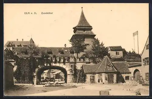 AK Ulm a. D., Blick auf Zundeltor