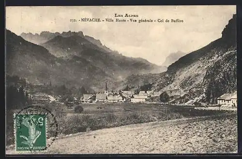 AK Névache, Ville Haute, Vue générale, Col de Buffére