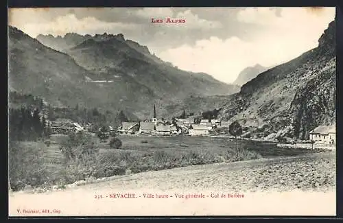 AK Névache, Ville haute, Vue générale, Col de Buffére