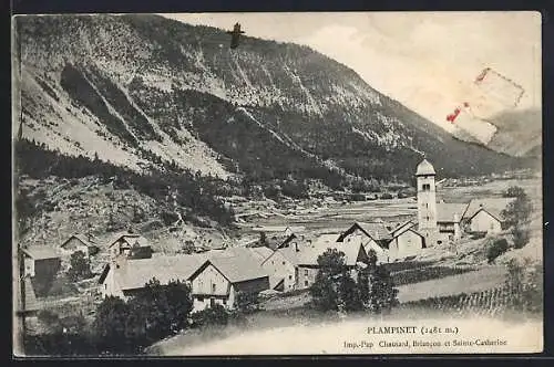 AK Plampinet, Ortsansicht mit Bergpanorama