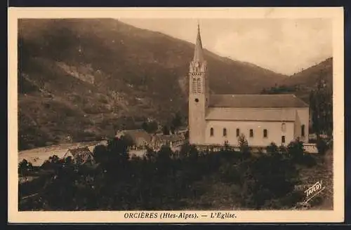 AK Orcières /Htes-Alpes, L`Eglise