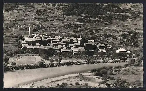 AK Saint-Clément /Hautes-Alpes, Vue générale et la Durance