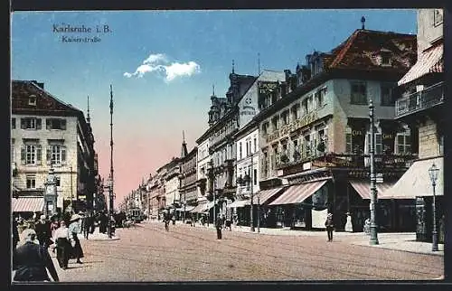 AK Karlsruhe, Kaiserstrasse mit Geschäften