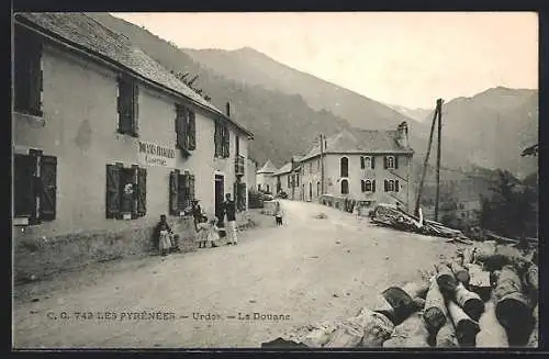 AK Urdos, La Douane Francaise, Caserne