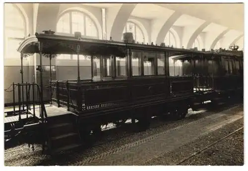 Fotografie Eisenbahn-Waggon Prunkwagen / Salonwagen mit Terrassenwagen von König Ludwig II. von Bayern