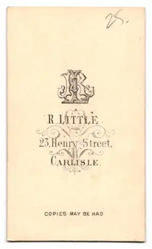 Fotografie R. Little, Carlisle, Henry Street 23, Porträt eines jungen Mannes