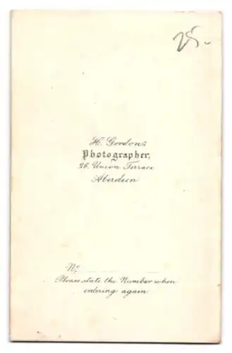 Fotografie H. Gordon, Aberdeen, Union Terrace 26, Porträt eines Herren mit Koteletten