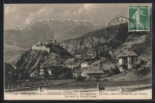 AK Chateau-Queyras, Vue generale, Le Fort