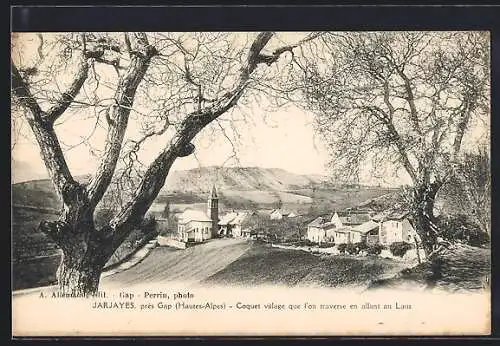 AK Jarjayes /Hautes-Alpes, Coquet village que l`on traverse en allant au Laus