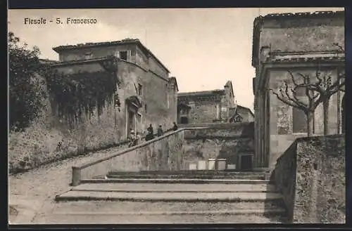 AK Fiesole, Strassenpartie mit S. Francesco